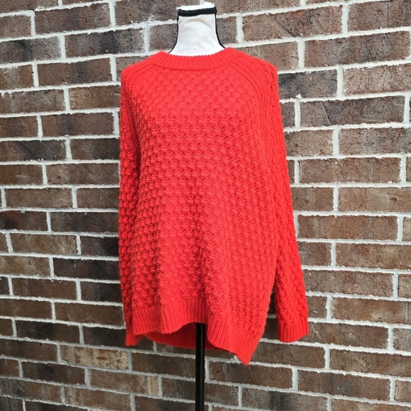 H&M Bold Red Knit Sweater - Picture 2 of 12